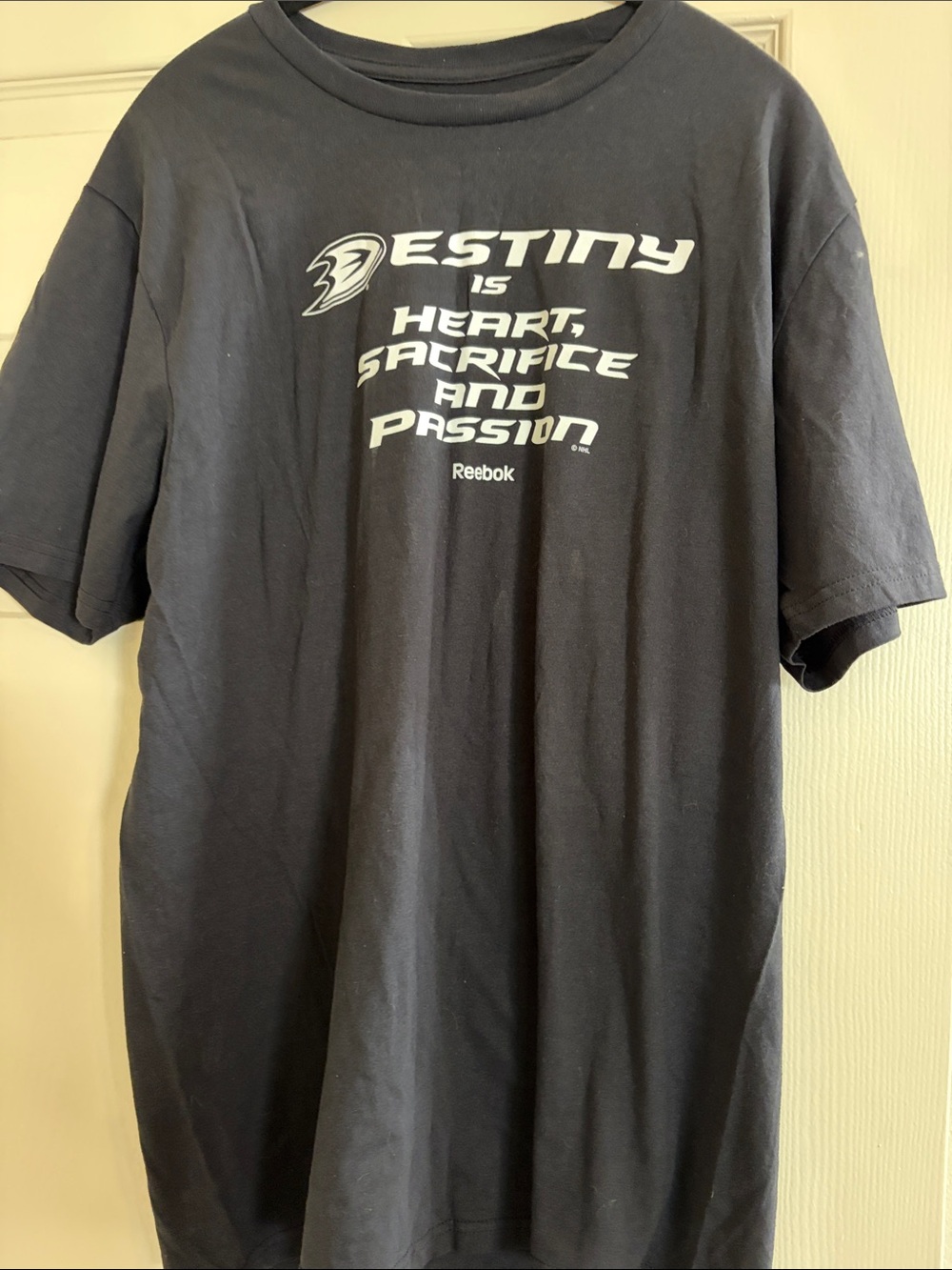 Reebok Black Short-Sleeve 'Destiny' Graphic Tee